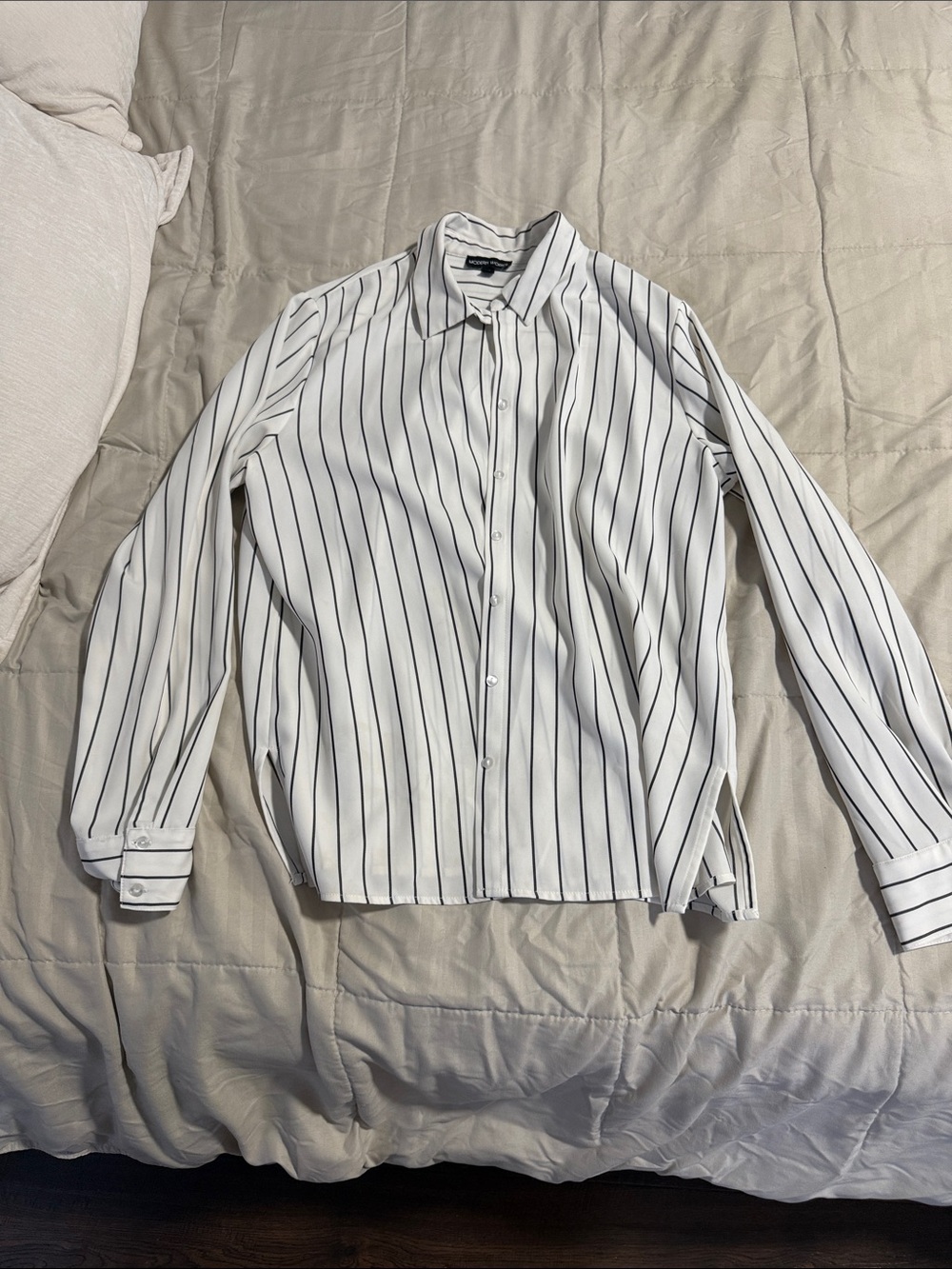 Men's White Vertical Stripe Dress Shirt